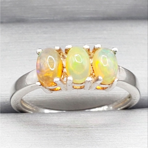 Jewelry - Genuine Ethiopian Triple Oval Welo Opal 925 Sterling Silver Ring